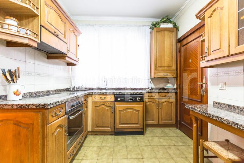 Foto fd1d4079-bf41-47bc-9f72-db0a233c3ebf. Piso en Ensanche - Moyua - Diputación Bilbao