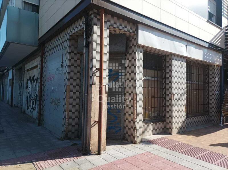 Foto 240610f8-f12f-4e58-9fc5-3f97b3c7ed98. Local comercial a Plantío - Alcampo Burgos