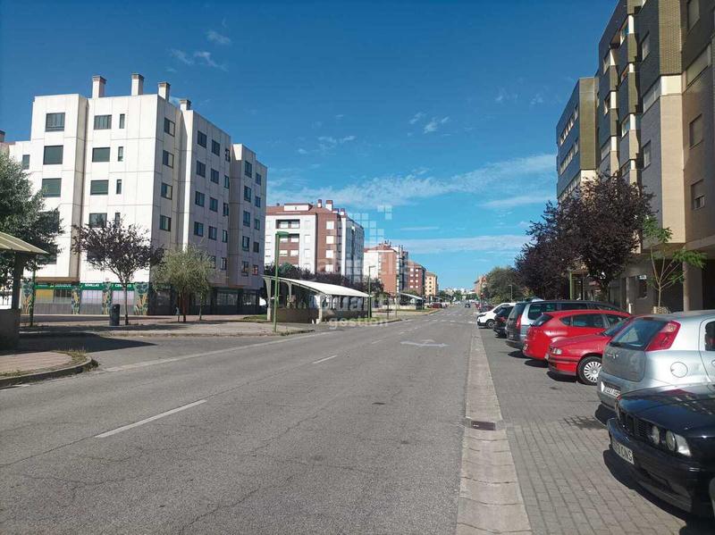 Foto 389aed67-6dca-456e-8fcb-55fe82c1eb29. Geschäftsraum in Juan XXIII - Las Torres - G2 Burgos