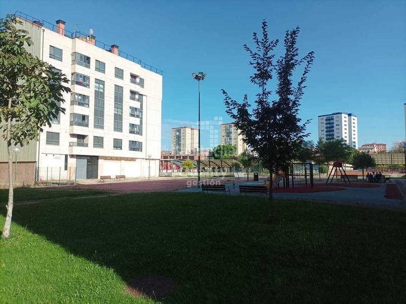 Foto 893accbb-8d2f-4f7e-bfa0-f53a462605f9. Local commercial dans Juan XXIII - Las Torres - G2 Burgos