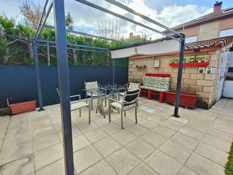 Foto 008e8063-13c1-4b91-a77a-2516756db734. Casa aparellada amb calefacció aparcament a Cogollos