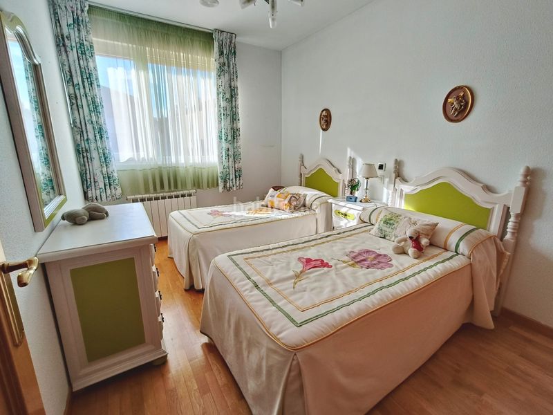 Foto 6c363ecd-b2b9-4af2-8eb1-94315d740dc0. Casa aparellada amb calefacció aparcament a Cogollos