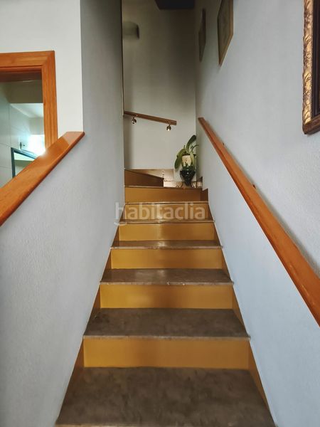 Foto 84432a55-0359-4355-9703-03b7a2f723e4. Casa aparellada amb calefacció aparcament a Cogollos