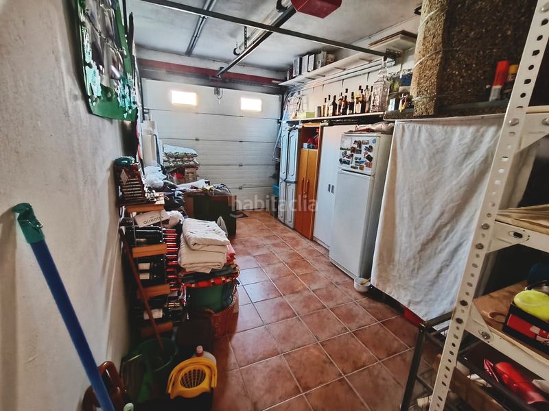 Foto afca68f1-6b17-4c28-9fcc-98f5c0972e4e. Casa aparellada amb calefacció aparcament a Cogollos