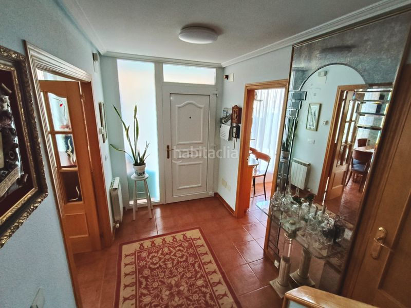 Foto f3dc14da-821a-4d67-ae42-6ac01fbcadfa. Casa aparellada amb calefacció aparcament a Cogollos