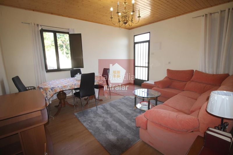 Foto 4d9305f2-d7fc-4a82-abee-915fdaa34966. Lloguer casa amb aparcament a Neves (As)
