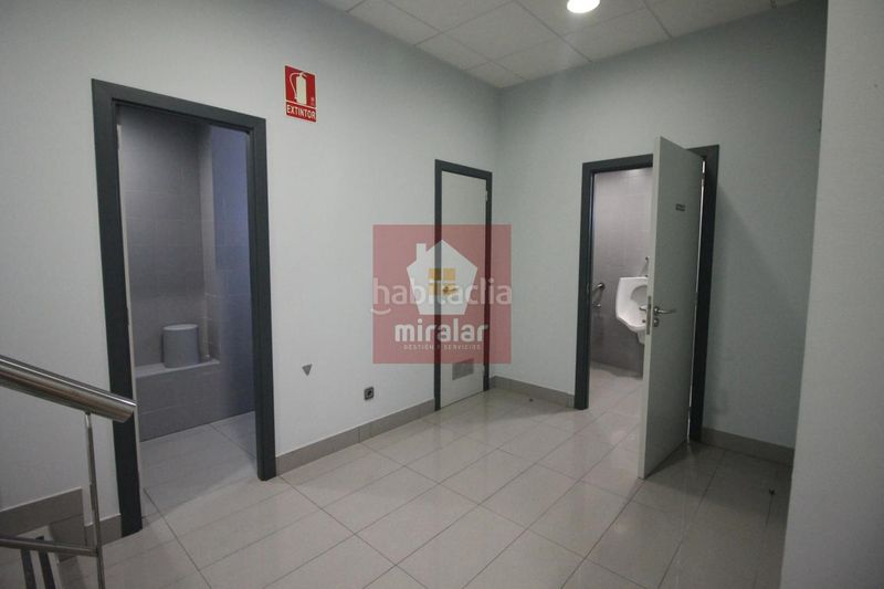 Foto d5ff0765-1002-4ce6-a009-3991b257d6d5. Local comercial a Salvaterra de Miño
