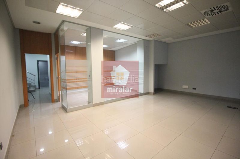 Foto f62f3395-6584-4344-95e9-22b856e81328. Local comercial a Salvaterra de Miño