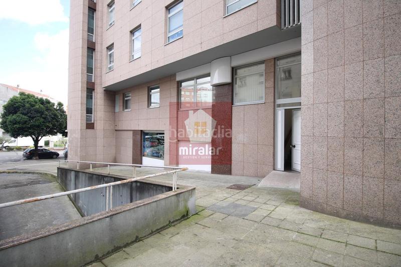 Foto e117d4c0-afe5-424f-8ec5-e5a59a60f31d. Lloguer local comercial a Casablanca - Calvario Vigo