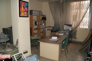 Lloguer Local Comercial  San andrés. Local com. en alquiler en centro, 3 despachos.