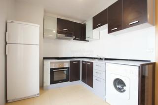 Maison jumelée à Calle de pereruela 14. Casa adosada en venta en cabañales, 3 dormitorios.