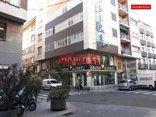 Location Local commercial  Calle del magistral romero. Local com. en alquiler en centro, 2 despachos.