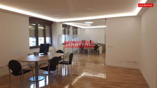 Appartement à Las Viñas. Piso en venta en tres cruces, 5 dormitorios.
