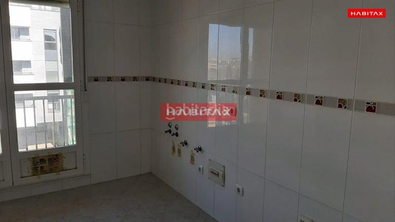 Foto 0d31f82e-db28-4059-82d9-66cbf81789cf. Duplex con riscaldamento in Los Bloques Zamora