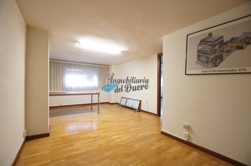 Foto 6c8b8d98-2048-4ffd-b201-8060680b44f8. Location bureau dans santo 7 dans Casco Antiguo Zamora