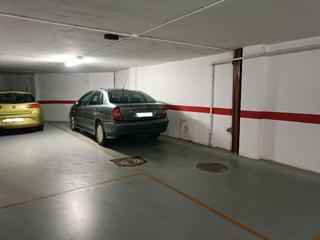 Parking voiture à La brasa 7. Garaje en venta en centro.