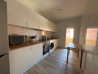 Lloguer Pis a Diego de losada 21. Habitación en alquiler en la marina, 4 dormitorios.