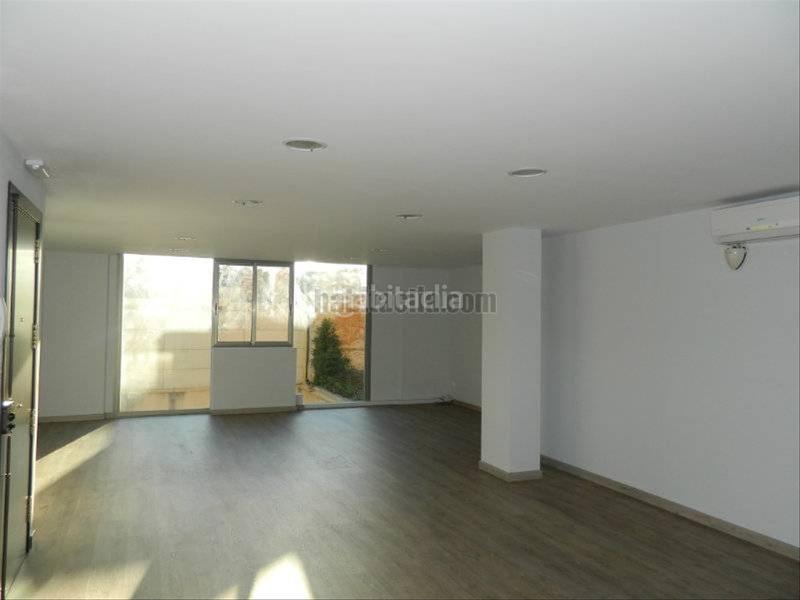 Foto b6c4c395-c059-411b-b704-cf5150893761. Miete büro in plaça del doctor robert 1 in Centre Sabadell