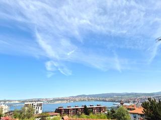 Appartement à Larrea - San Juan de Dios - Peñota. Buenavista. piso alto, con vistas al mar, garaje y trastero dire