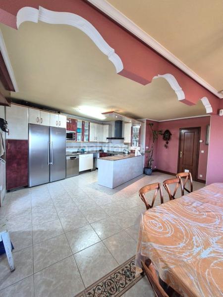 Foto 1c1d5e2d-4721-4b70-be89-5d2d9ed0157e. Ático atico con maravillosas vistas al mar y espectacular terraza. hall grande, salón comedor grande, cocina comedor inmensa, 4 habitaci en Santurtzi