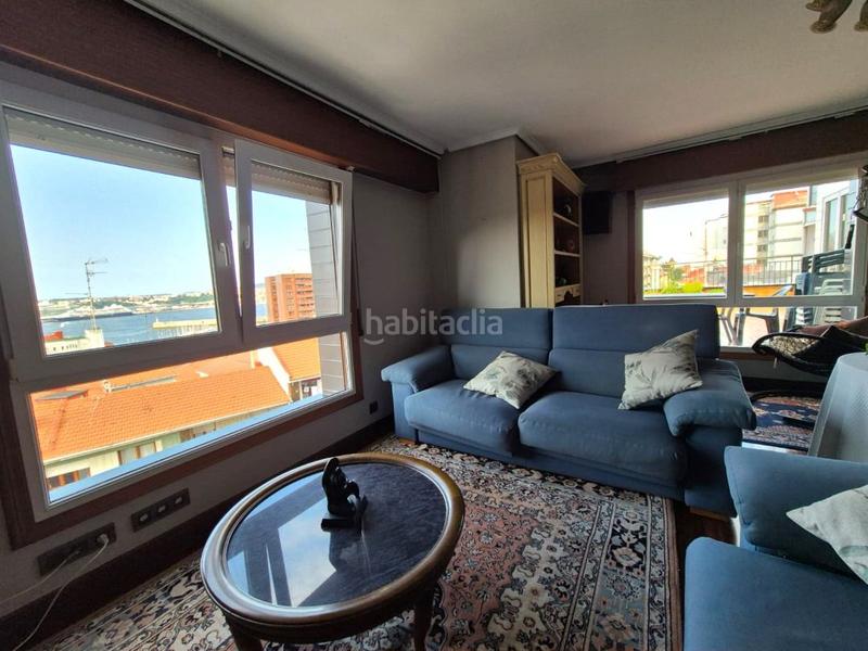 Foto a4616823-9c01-44b3-9b7e-2bb9de2d8a68. Ático atico con maravillosas vistas al mar y espectacular terraza. hall grande, salón comedor grande, cocina comedor inmensa, 4 habitaci en Santurtzi