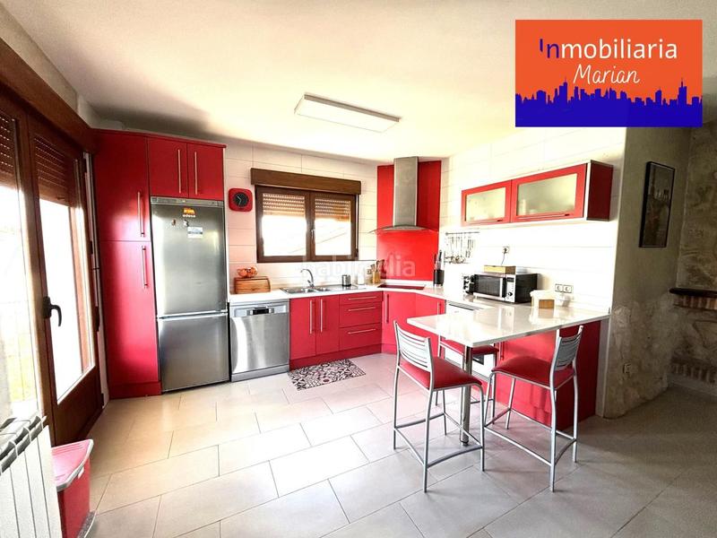 Foto c6875d3e-fa13-4665-84e2-66056a427f3c. Casa amb calefacció aparcament a Fuentelcésped