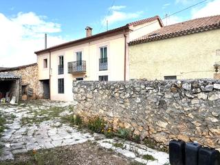 Maison à Cedillo de la Torre