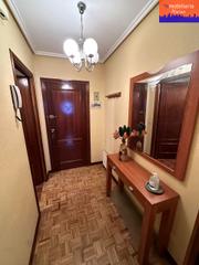 Pis a Santo Domingo - La Estación. Apartamento en avenida castilla