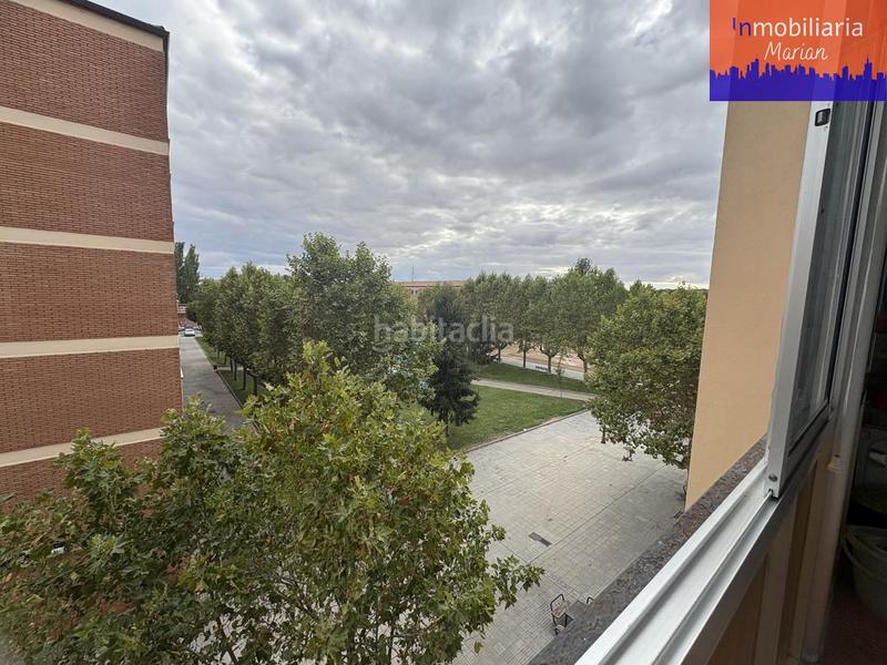 Foto e8348e4f-81c0-41cc-a594-215908a519a6. Flat with heating in Santo Domingo - La Estación Aranda de Duero