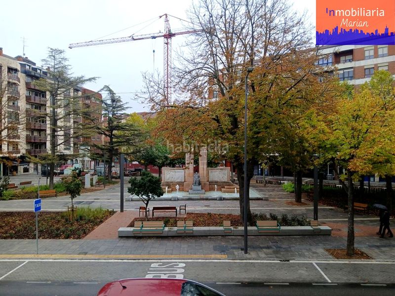 Foto 8a99b2ac-6326-4a35-94b3-b41f8f65ab7c. Pis amb aparcament a Centro Aranda de Duero