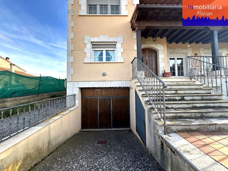 Foto 361130d8-388b-472e-ac13-76bad6c31839. Casa amb calefacció aparcament piscina a Milagros