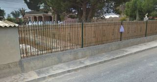 Chalet in Carrer rambleta. Chalet con 5 habitaciones amueblado con parking y piscina