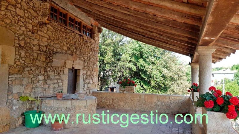 Foto 93eace4e-daef-4c51-a5f4-b4132ccd1d72. Masia a Serinyà