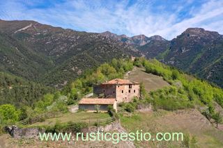 Masía en Bagà. Finca de 311 has a bagà amb 3 masies.
