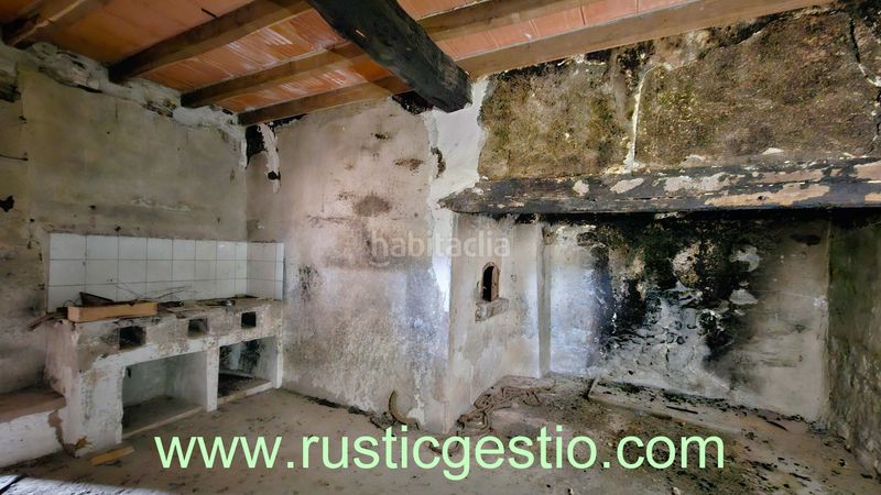 Foto 2fafedb0-411b-47d2-8d6c-aee06dd9f96a. Masia a Banyoles
