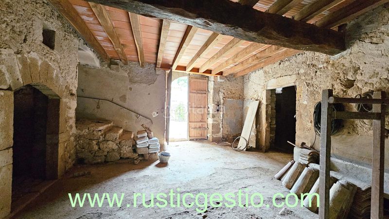 Foto 5cc21f19-c1dc-400e-a512-7a081dca0ba0. Masia a Banyoles