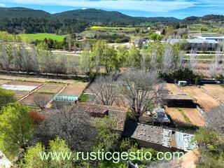 Masia a Carrer de la font 1. Finca rústica amb 2 masies a vilanova del camí (igualada)