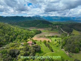 Country house in Santa Pau. Finca rstica amb masia a santa pau (garrotxa)