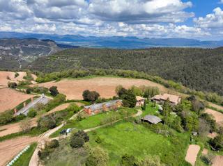 Masía en Sant Bartomeu del Grau. Finca rústica amb masia i granja a sant bartomeu del grau