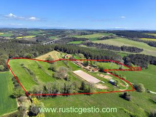 Masia a Vilademuls. Finca rústica amb masia a vilafreser (vilademuls