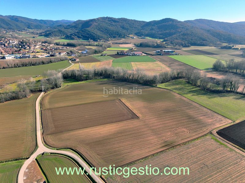 Foto 90afed0e-a014-4b59-9612-88434efb920c. Masia a Vall d´en Bas (La)
