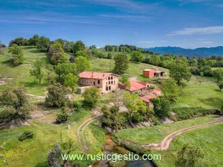 Mas  Diseminado juanetas 199. Finca rústica amb masia falgars d'en bas (vall d'en bas/garrotxa