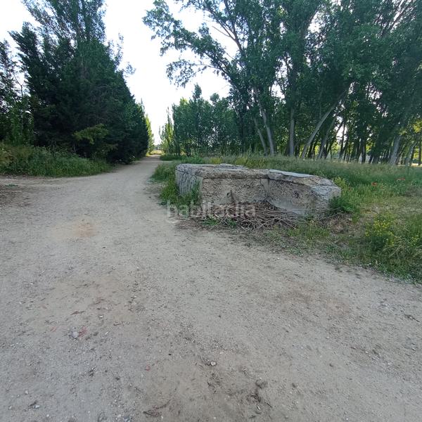 Foto 53d47189-2e85-43d5-8deb-8ad130577ffc. Chalet in Extrarradio Valladolid