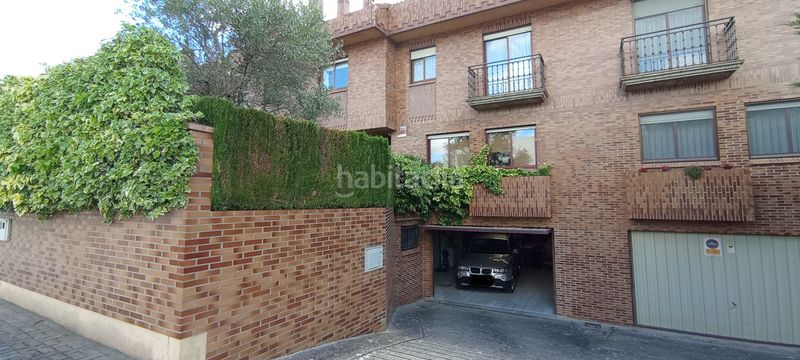 Foto 2e00ee72-d5af-4169-9222-b90ae3925cc3. Casa adossada amb xemeneia calefacció aparcament piscina a Simancas
