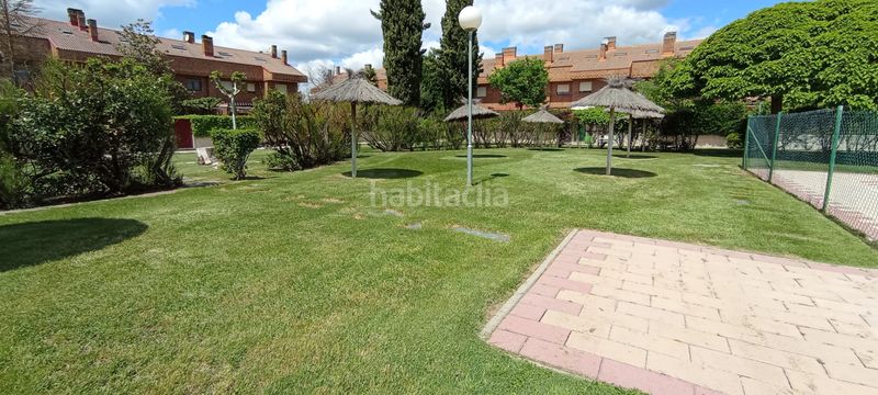 Foto 5989557f-9643-448d-a387-e38728453022. Casa adossada amb xemeneia calefacció aparcament piscina a Simancas