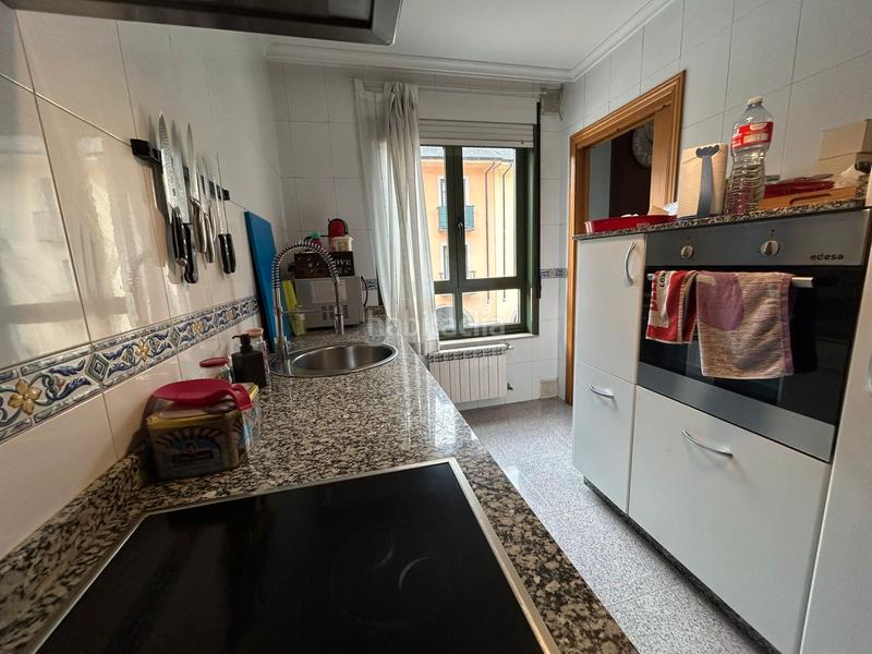 Foto 01181379-2f44-46a4-be5d-823bda1ca4e0. Piso en avenida el castillo 128 vivienda en Zona Alta en Ponferrada