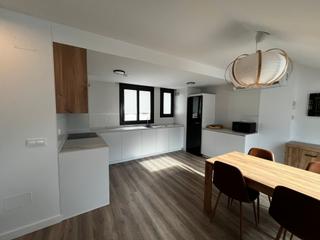 Miete Dachwohnung  Calle el temple 7. Apartamento en alquiler al lado del castillo