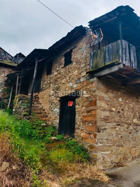 Foto 107f6855-5e30-4397-acc0-832d683d78f8. Casa a camino villanueva 14 a Área Rural Sur Ponferrada