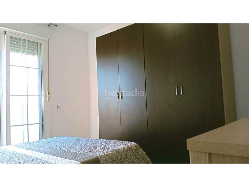 Foto 980c6a86-8d27-48f7-a437-838097ebaac2. Piso impecable vivienda en la urbanización cerca de la playa y de todos los servicios, en una buena zona. en Roquetas de Mar