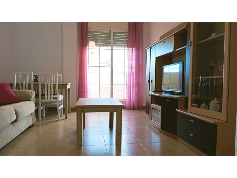 Foto 988aec32-3401-4358-91df-318091b921ef. Piso impecable vivienda en la urbanización cerca de la playa y de todos los servicios, en una buena zona. en Roquetas de Mar